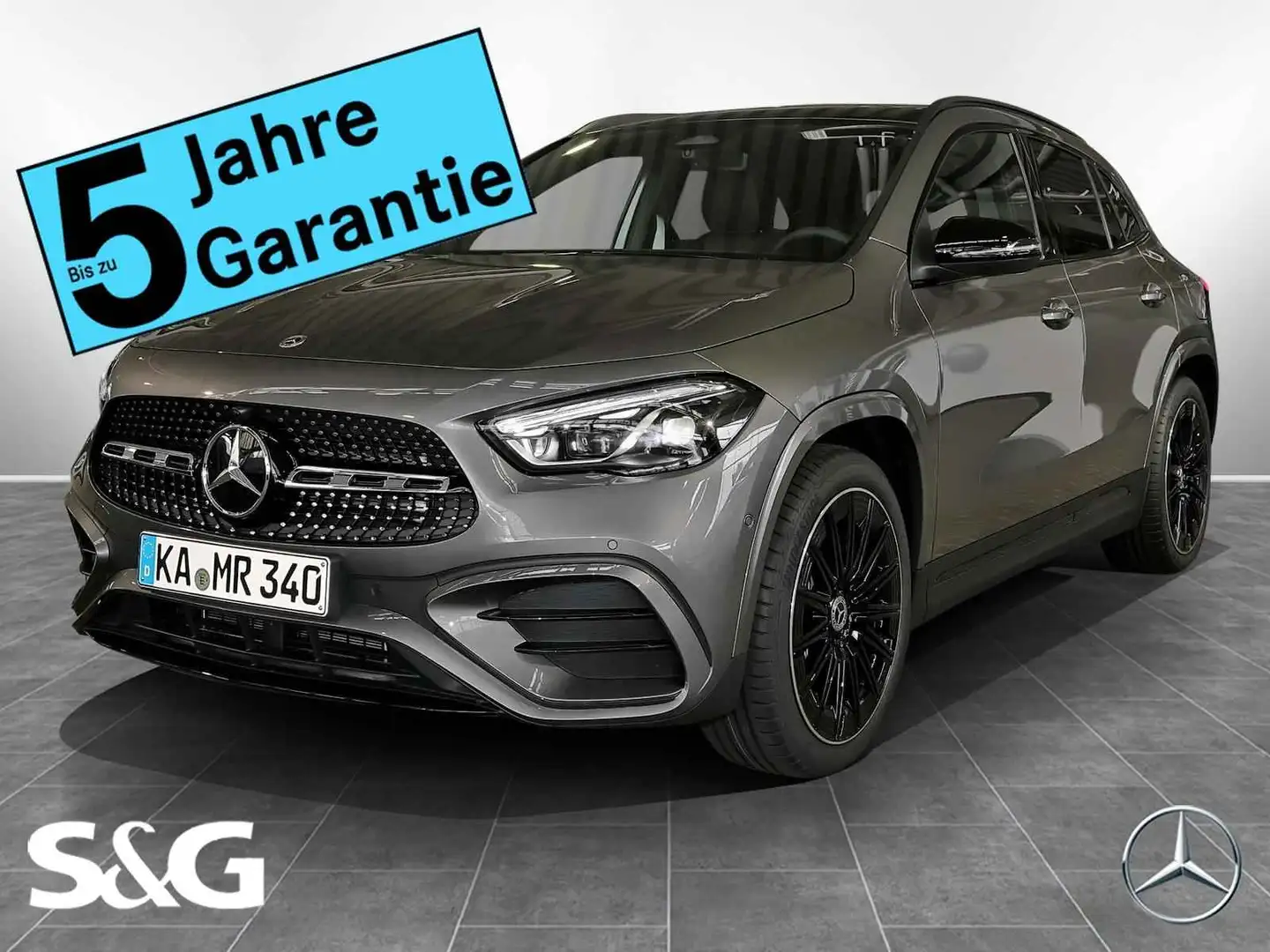 Mercedes-Benz GLA 200 AMG RüKam+M-LED+Pano+AHK+Night+Distronic Grau - 1