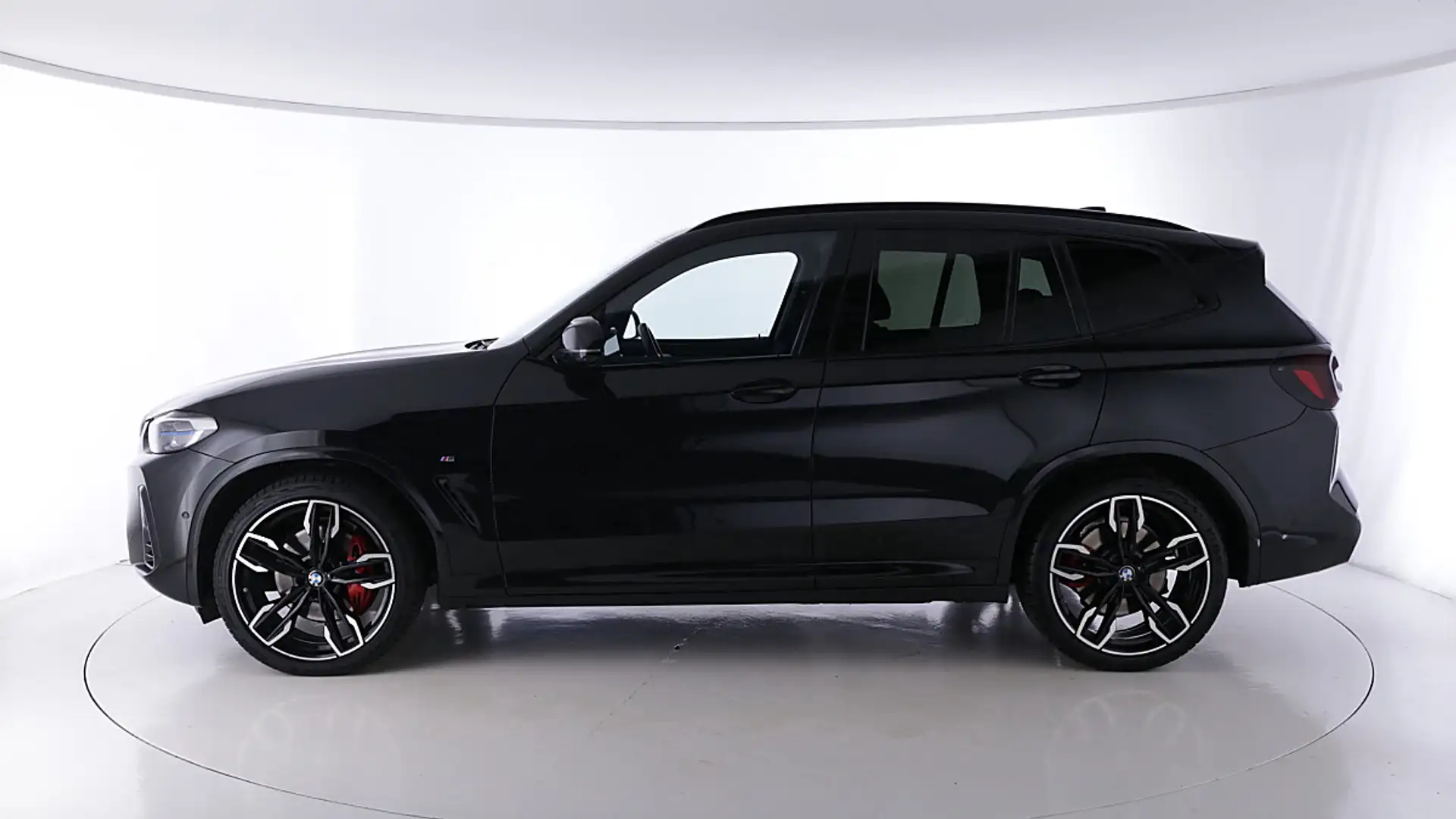 BMW X3 M 40d 48V Schwarz - 2