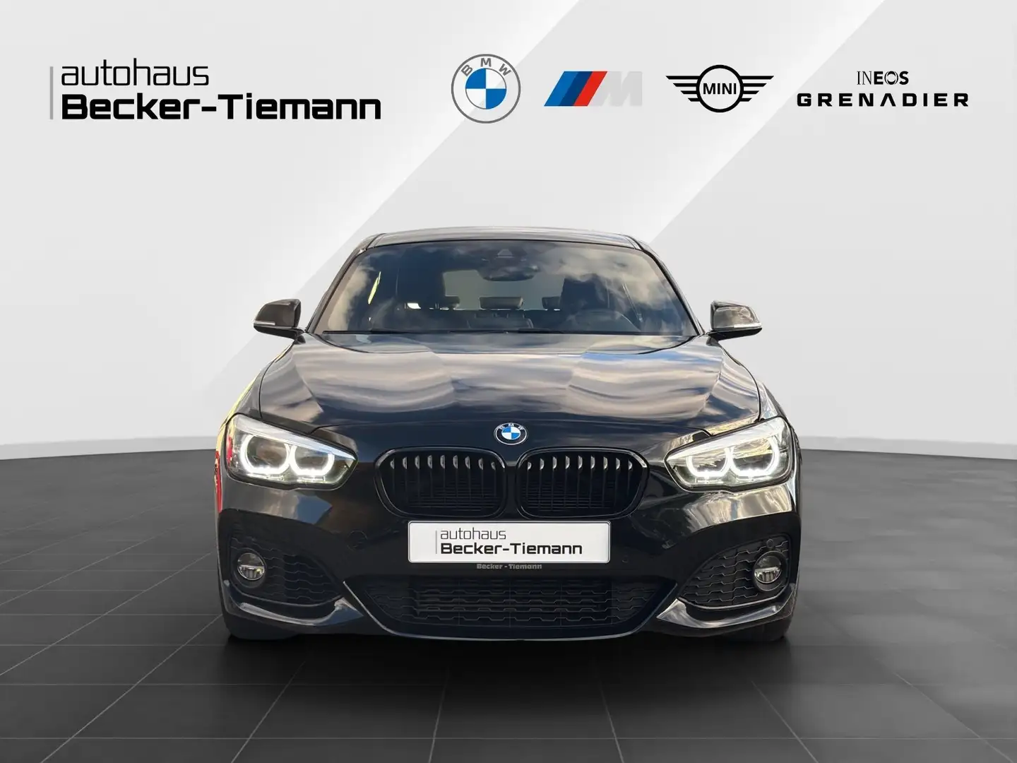 BMW 118 i 5-Türer M Sport | Navi | LED | 18 Zoll | Automat Schwarz - 2