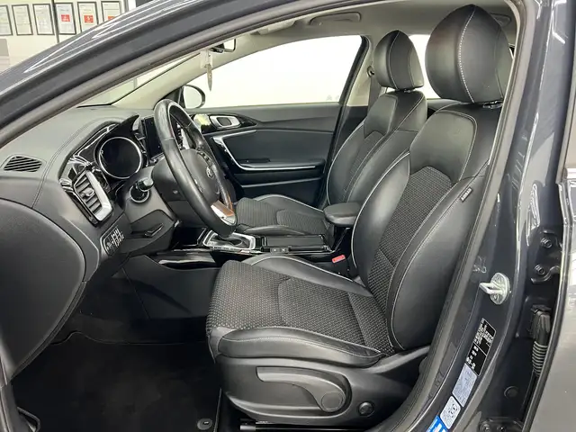 Kia Xceed view 11