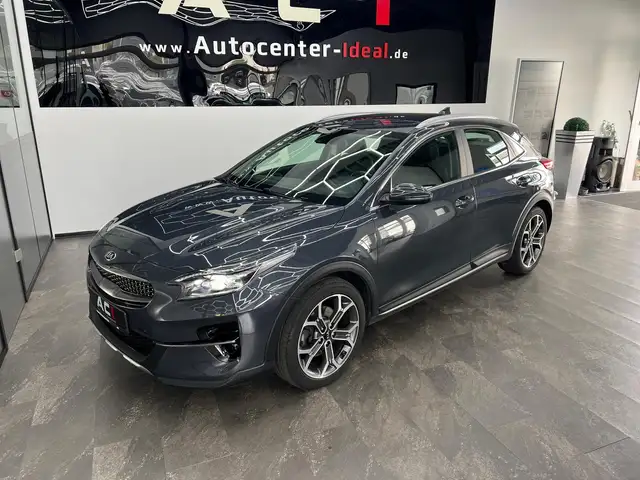 Kia Xceed view 3