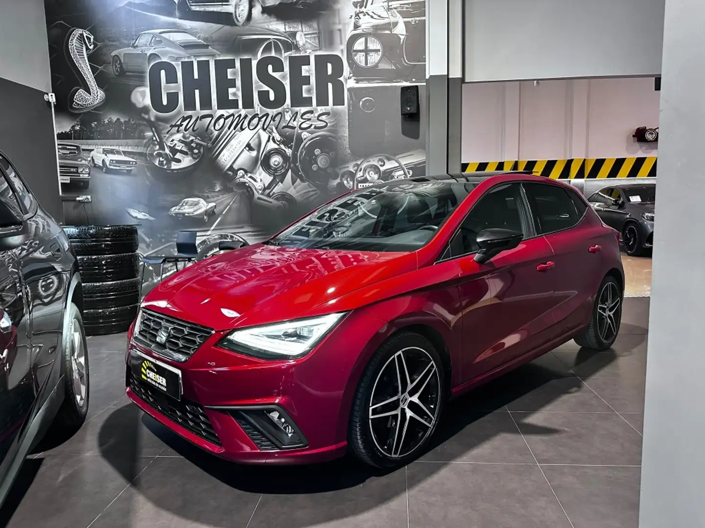 SEAT Ibiza 1.5 TSI S&S FR XS DSG7 150 Rojo - 2