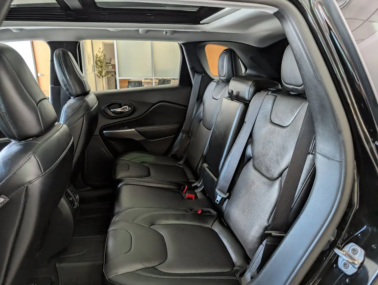 Jeep Cherokee fotografie Jeep Cherokee