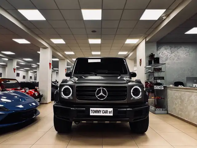 Mercedes-Benz G 400
