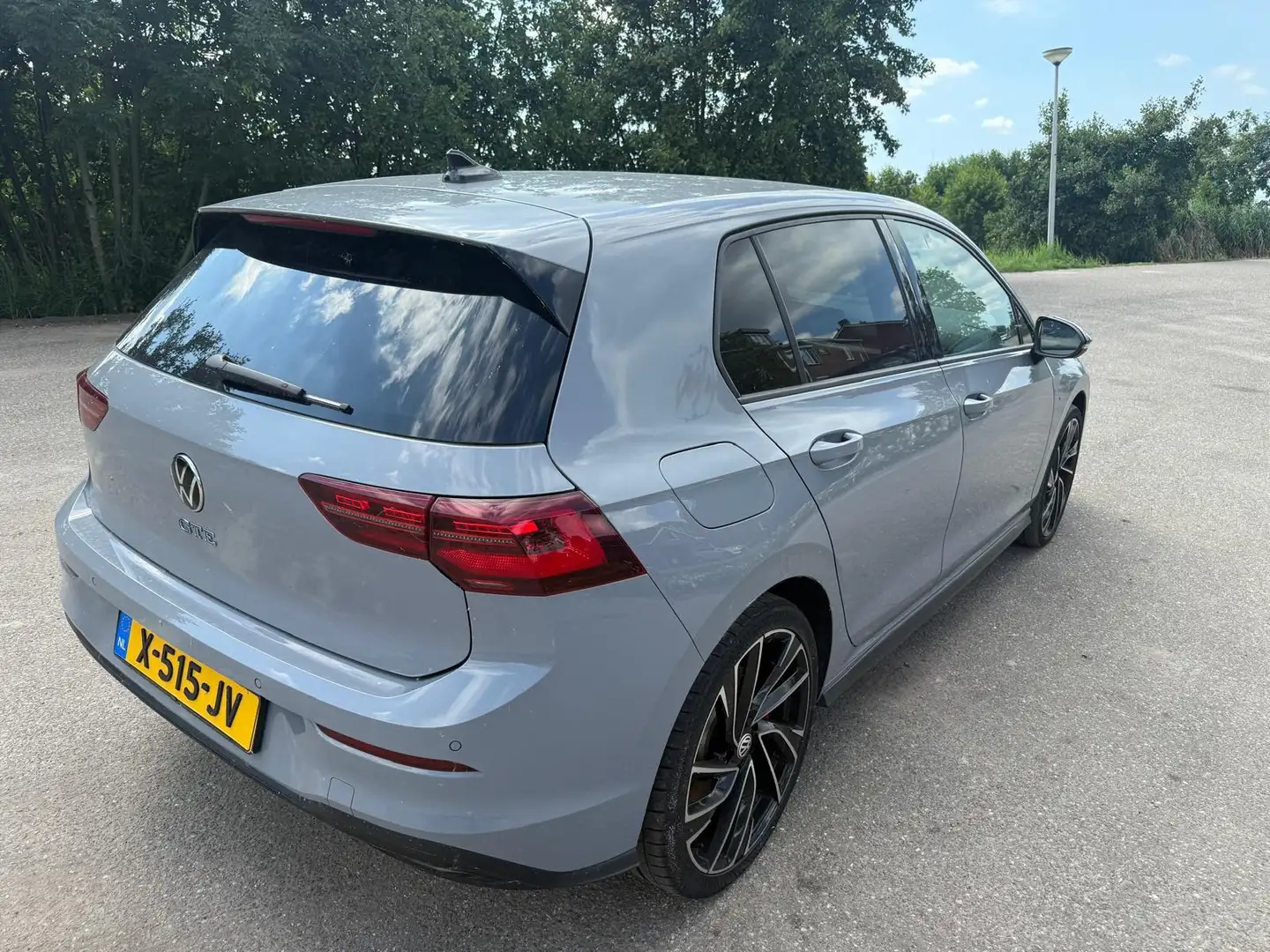 Volkswagen Golf GTE 1.4 eHybrid 245PK, Camera, IQ LED, Grijs - 2