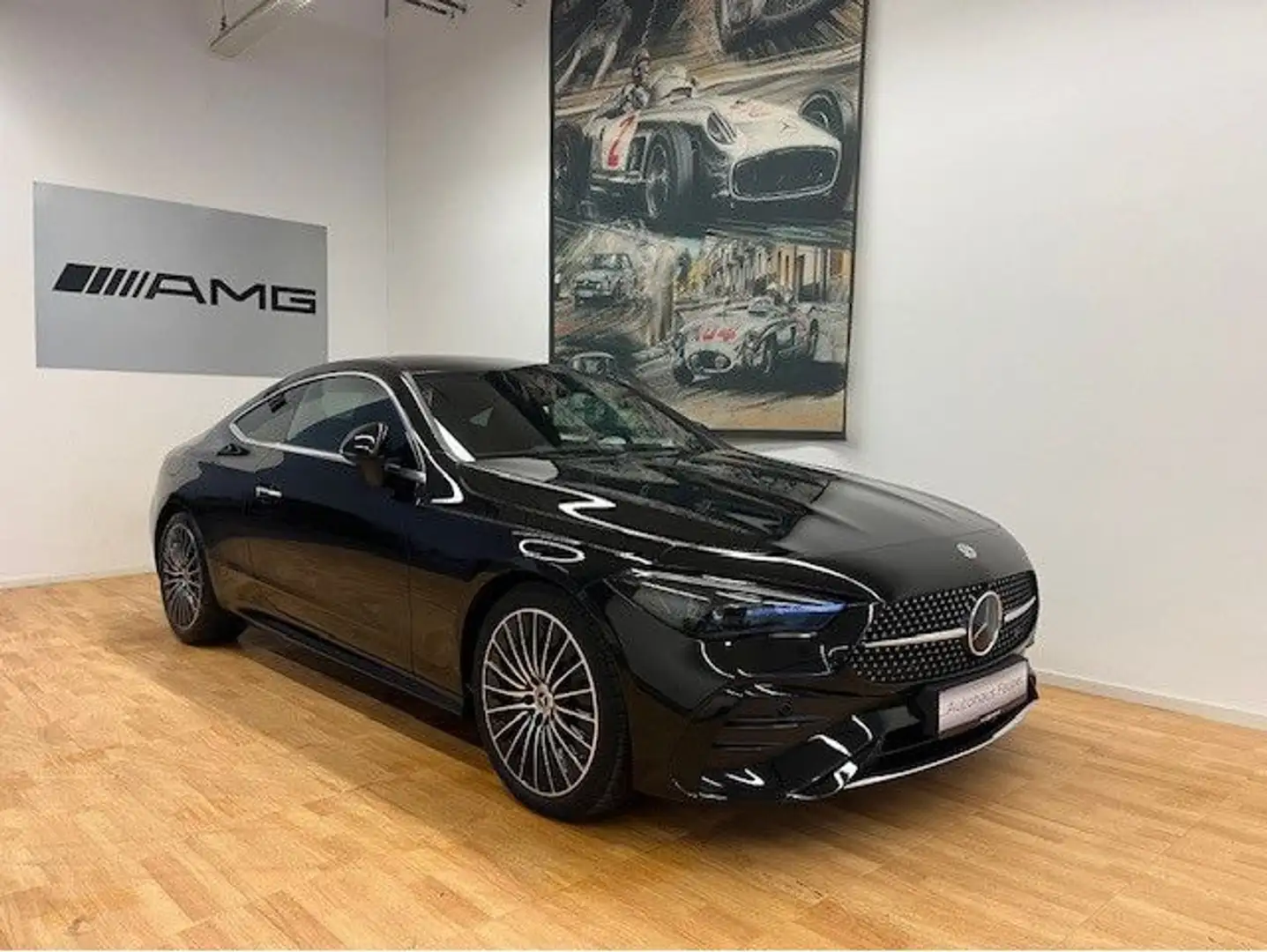 Mercedes-Benz CLE 300 4Matic AMG Line Premium Plus HUD Pano Schwarz - 1