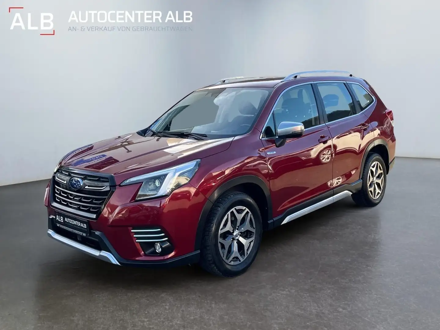 Subaru Forester Trend HYBRID/AUTOMATIK/4X4/LED/ACC/AHK/ Rouge - 1