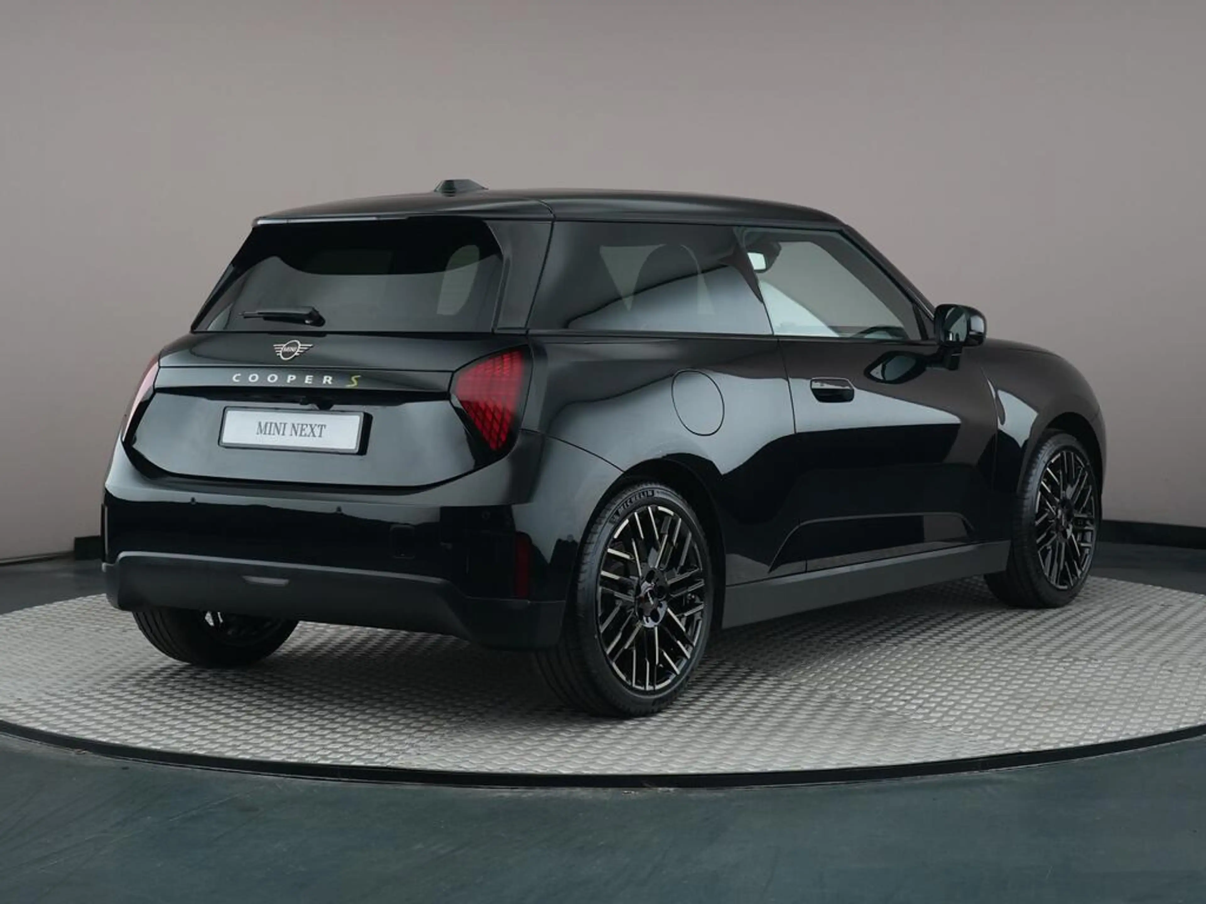 MINI Cooper SE 3-Deurs Pakket M | Favoured Trim | Glazen Panorama — photo 6