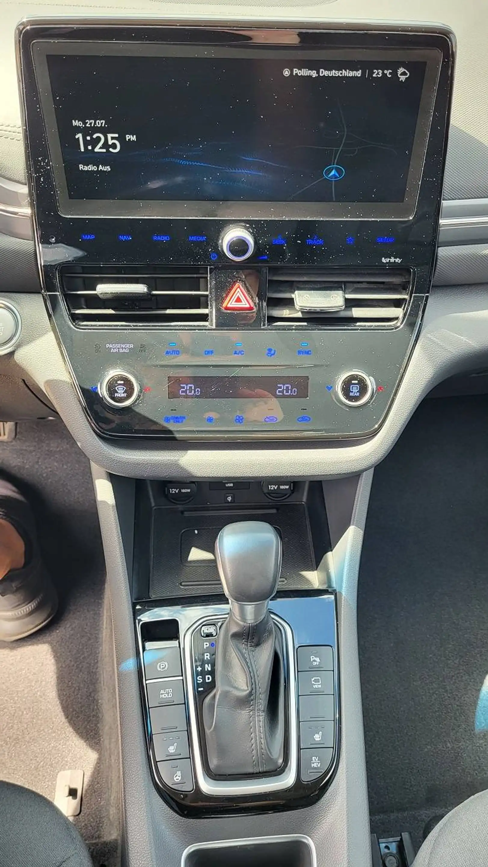Hyundai IONIQ Style Plug-In Hybrid — photo 14