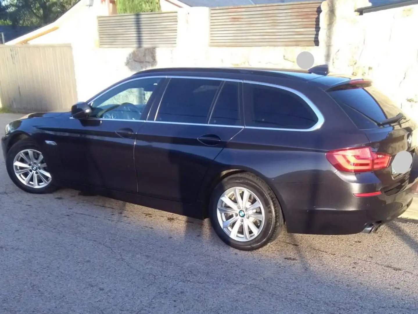 BMW 520 520dA Touring Negro - 1