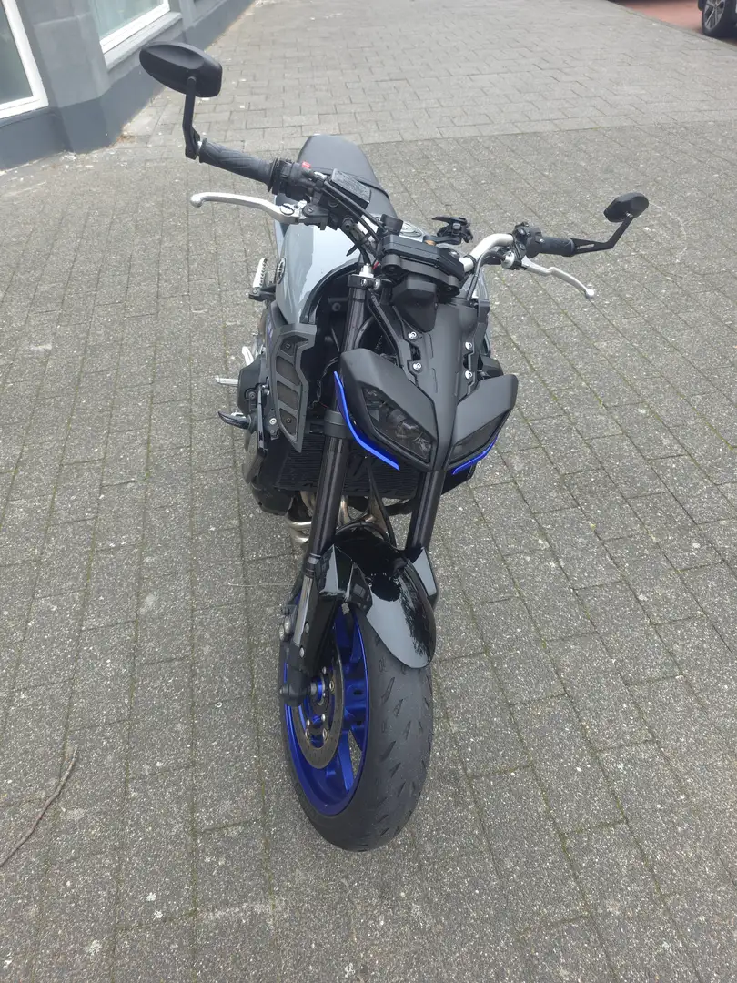 Yamaha MT-09 ABS moet nu weg Grijs - 1