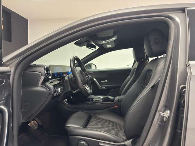 Mercedes-Benz A 200 — photo 10
