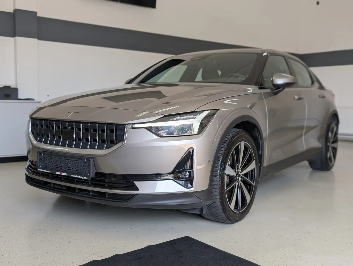 Polestar 2 Std Range PILOT PLUS PANO ACC LED H&K 360° Grigio - 1