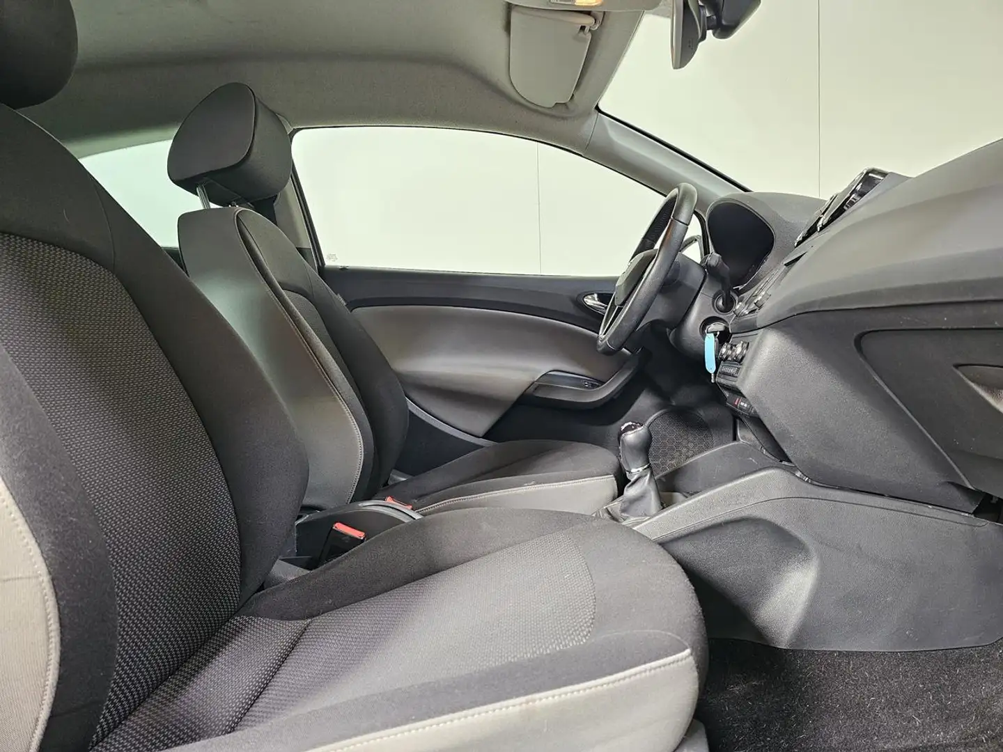 SEAT Ibiza 1.0 Benzine - GPS - Airco - Goede Staat! Grijs - 2