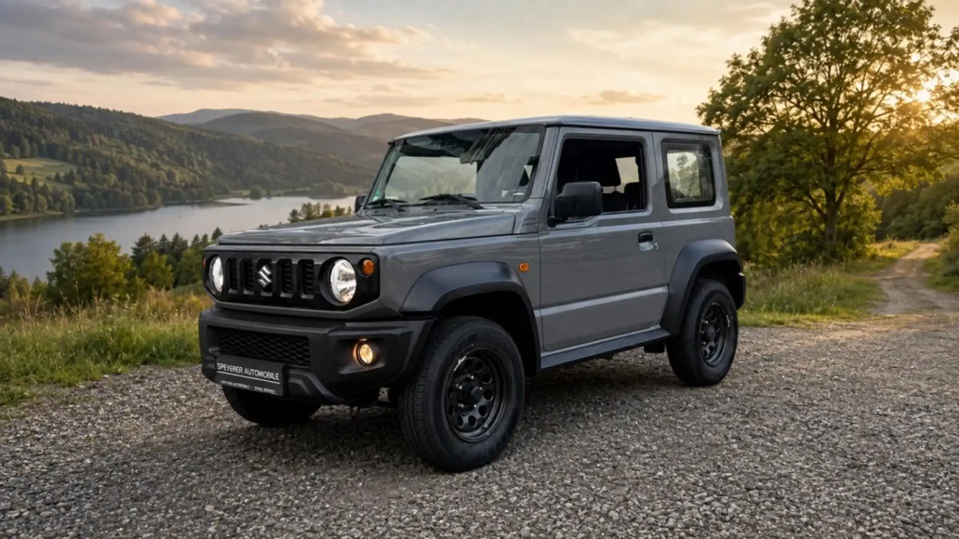 Suzuki Jimny 1.5 JLX Gris - 2