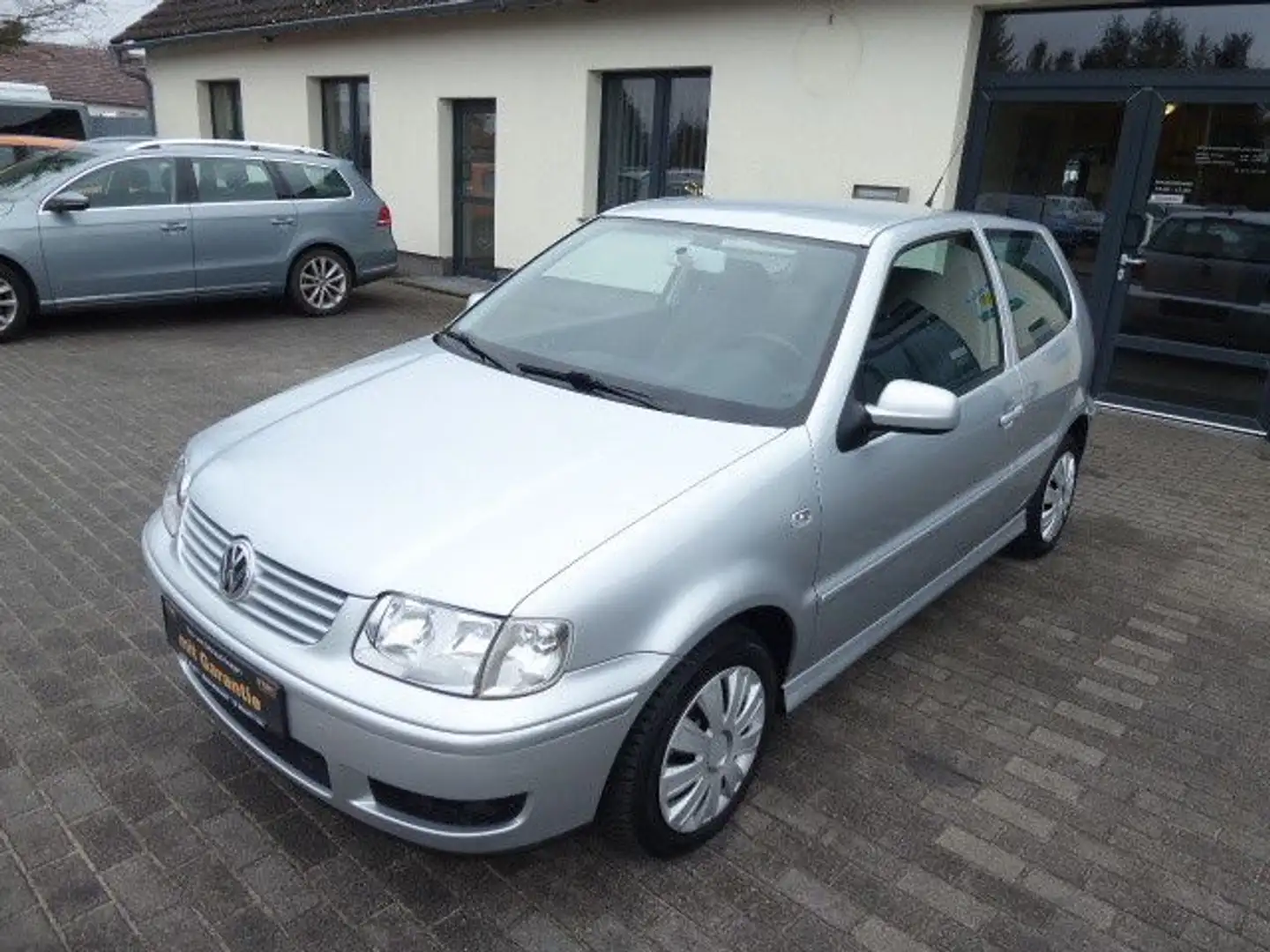 Volkswagen Polo Silber - 2