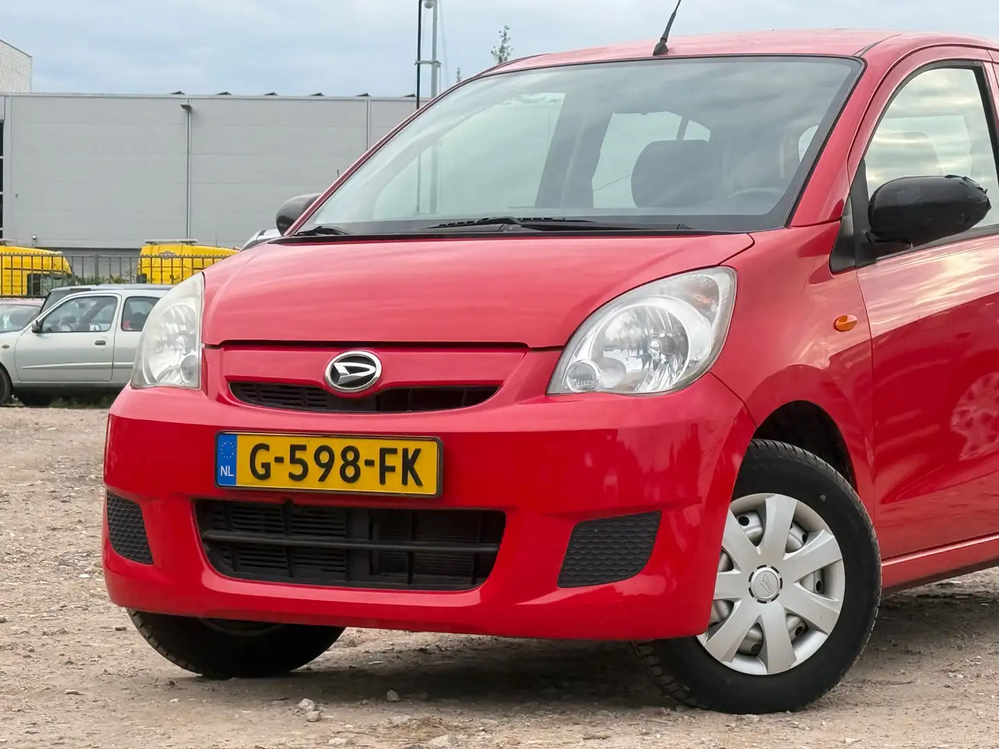 Daihatsu Cuore 1.0 Premium/ ZEER ZUINIG Rot - 2