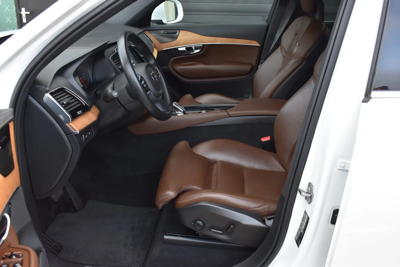 Volvo XC90 T8 AWD 390PK Plug-in Hybrid Inscription | Trekhaak Blanco - 2