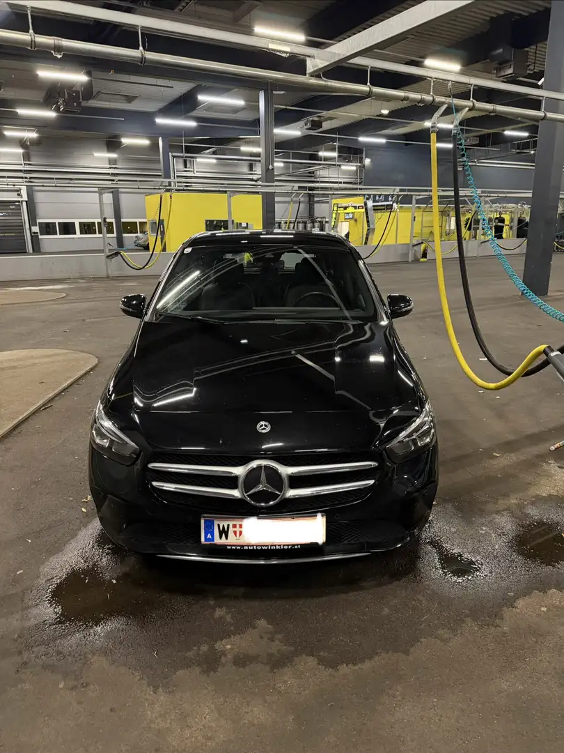 Mercedes-Benz B 250 e PHEV Aut. Schwarz - 2