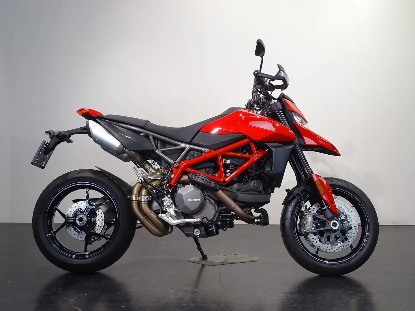 Ducati Hypermotard 950 Kırmızı - 1