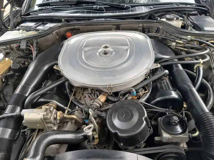 Mercedes-Benz 1991, foto 34