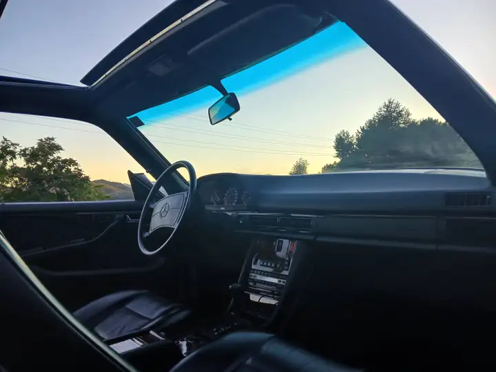Mercedes-Benz 1991, foto 19