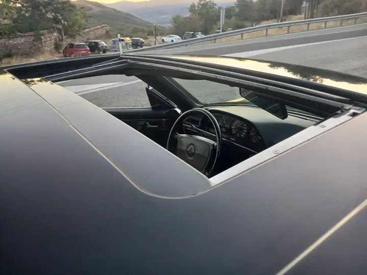 Mercedes-Benz 1991, foto 17