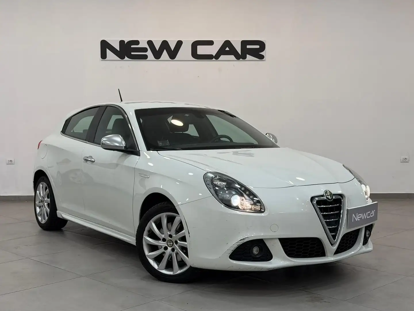 Alfa Romeo Giulietta 1.4 Turbo MultiAir 170cv Exclusive Weiß - 1