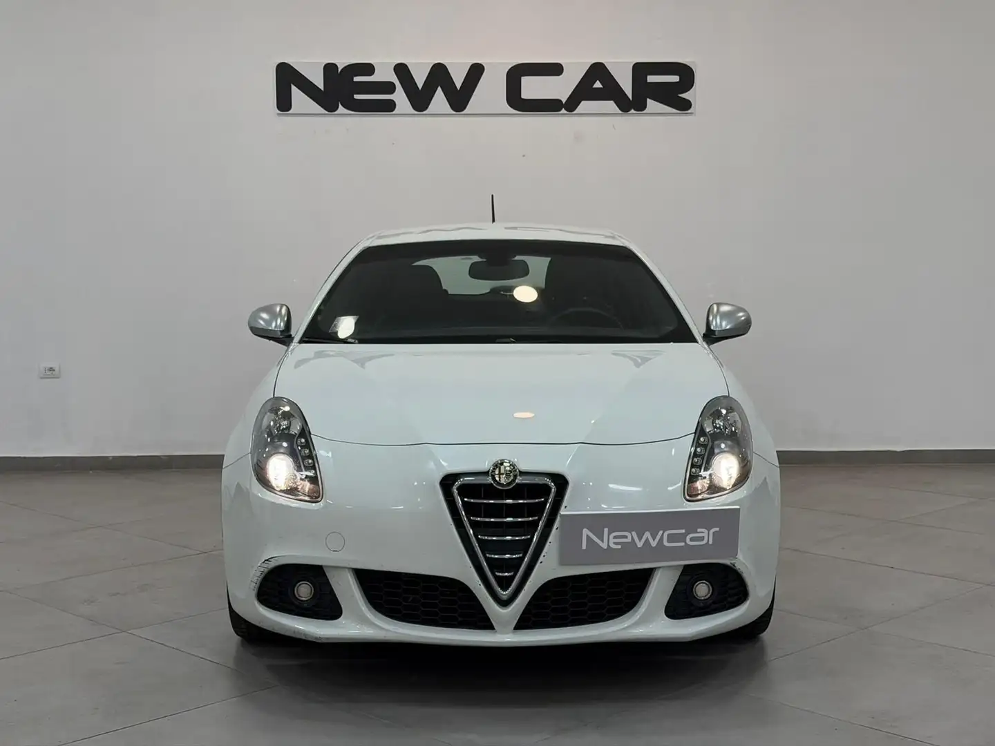 Alfa Romeo Giulietta 1.4 Turbo MultiAir 170cv Exclusive Weiß - 2