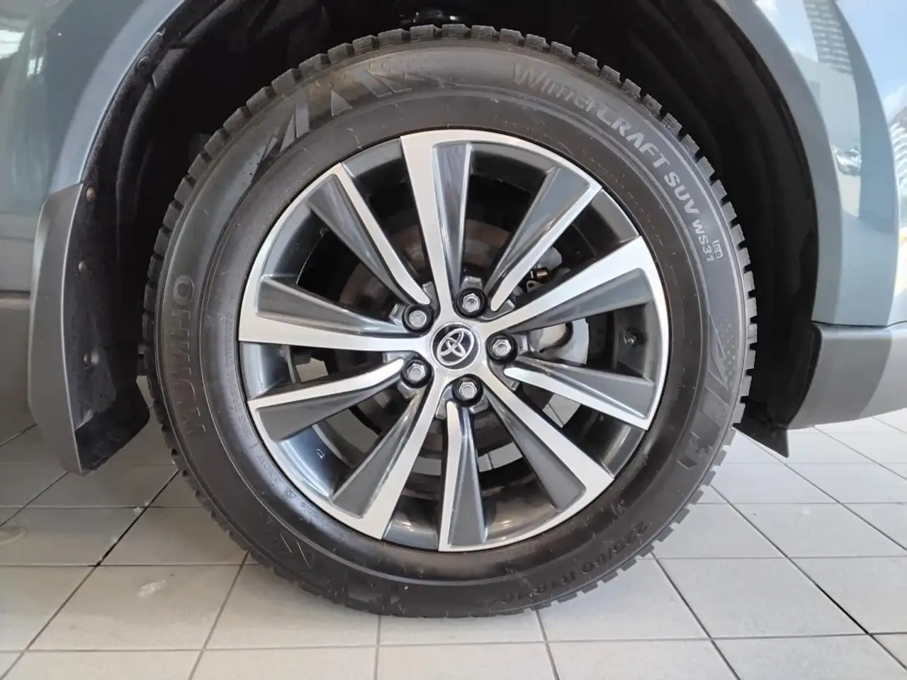 Toyota Venza снимка Toyota Venza