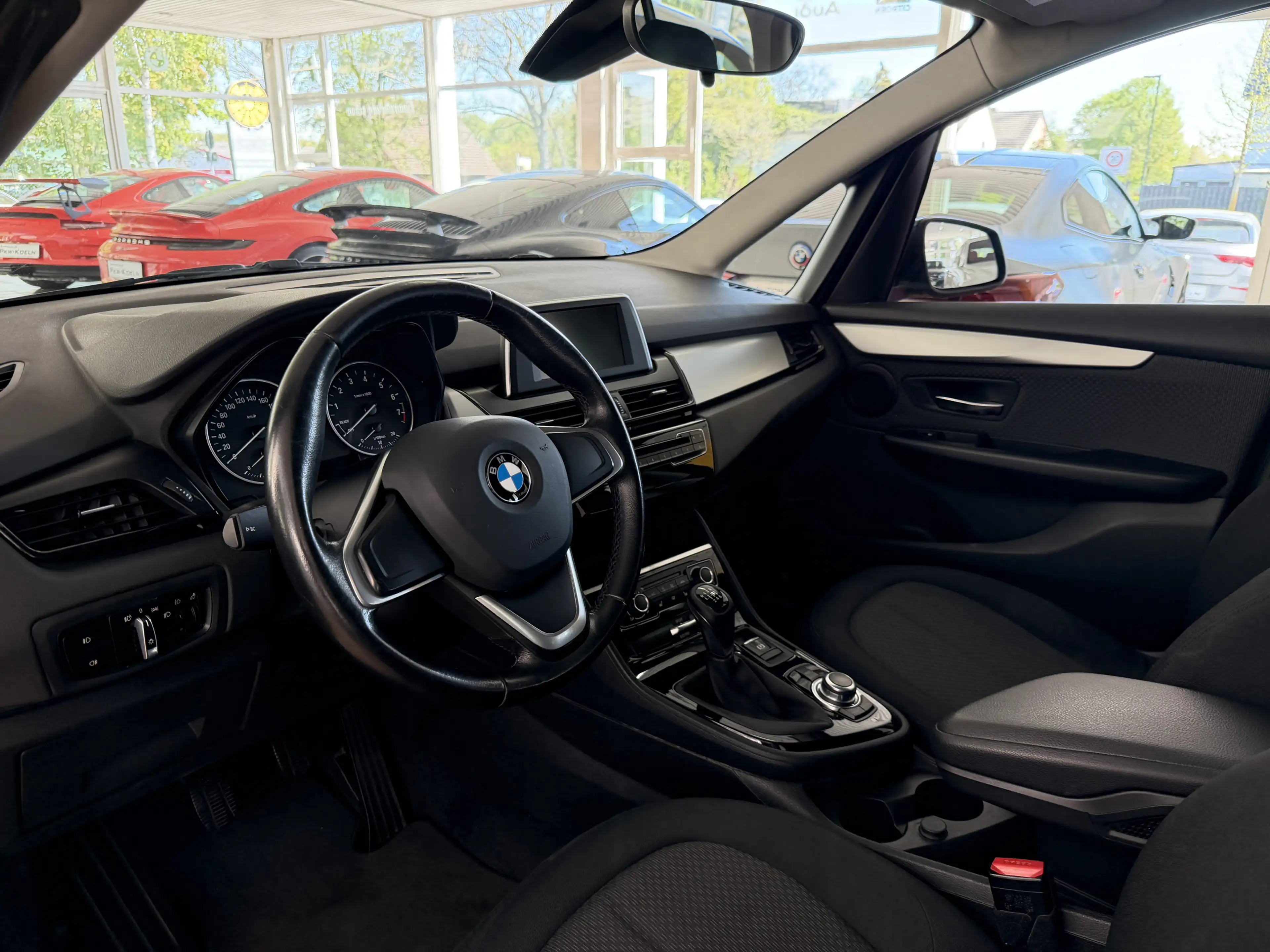 BMW 216 i *NAVi*PDC*SiTZHZG* — photo 10