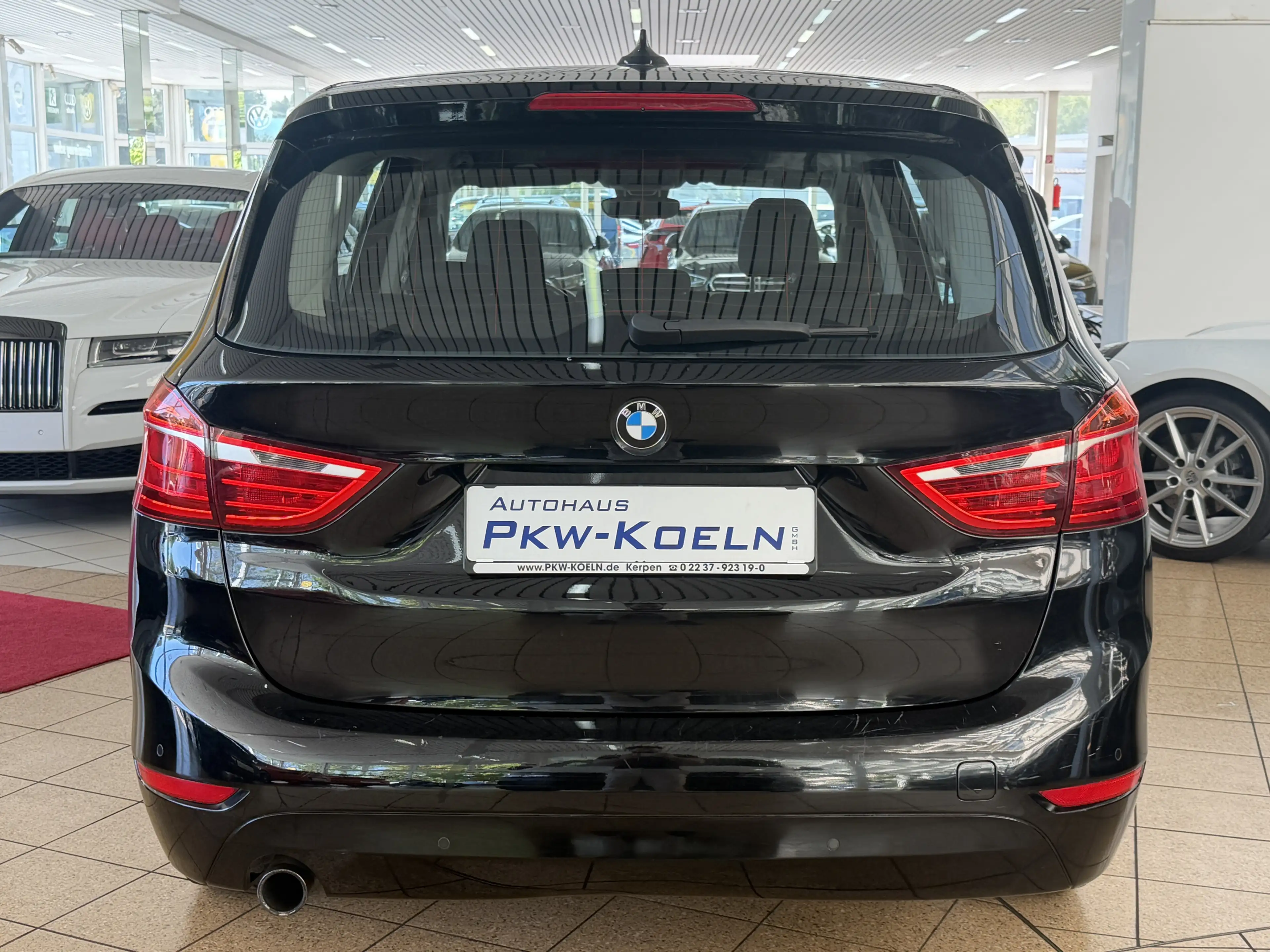 BMW 216 i *NAVi*PDC*SiTZHZG* — photo 6