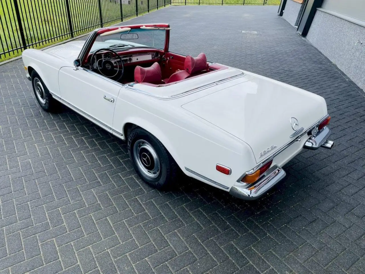 Mercedes-Benz SL 280 W113 Pagode, foto 10