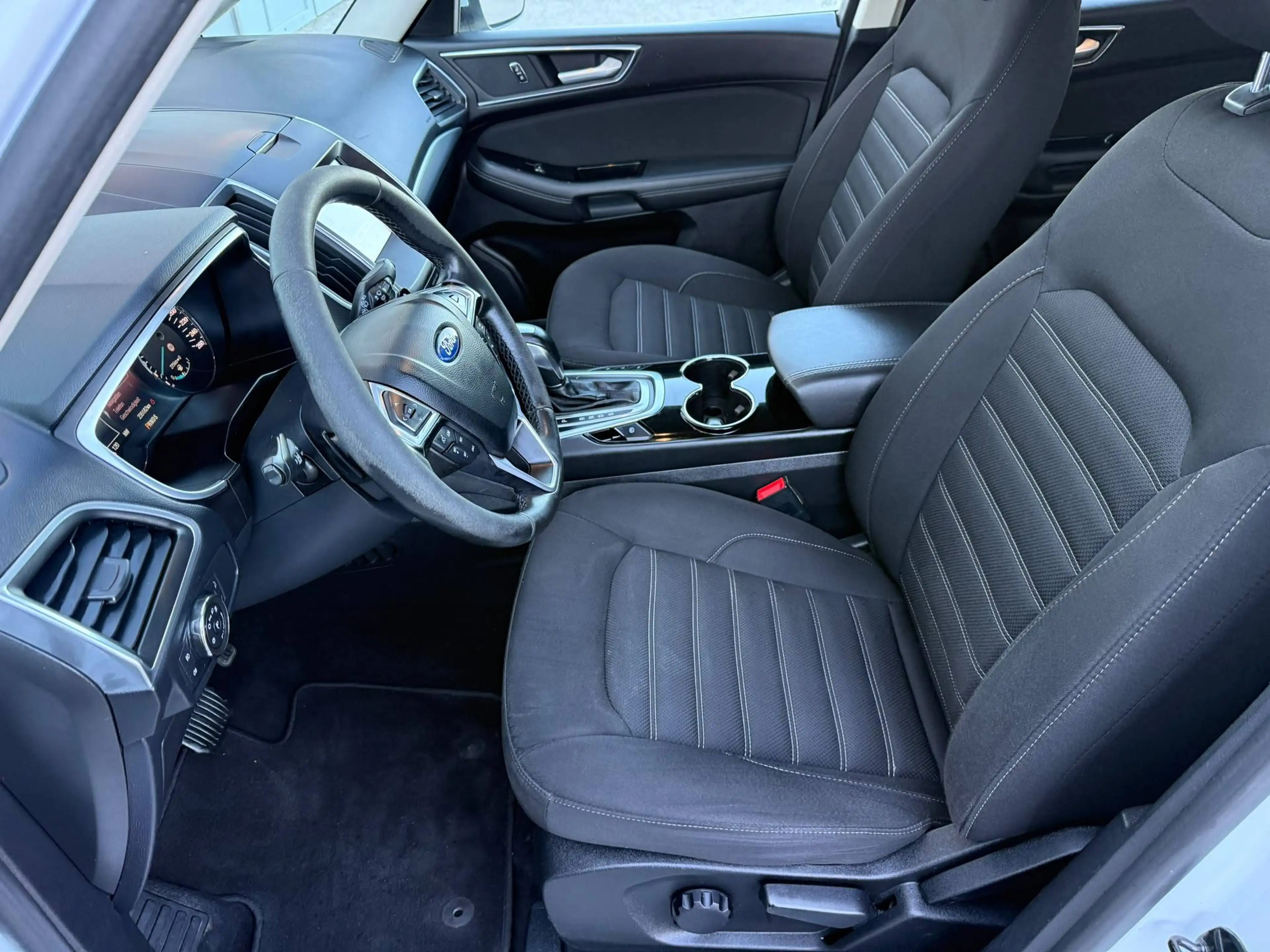 Ford Galaxy 2,0 TDCi Titanium Aut. 7 SITZER / NAVI / SITZHZG. / XENON / LED — photo 11