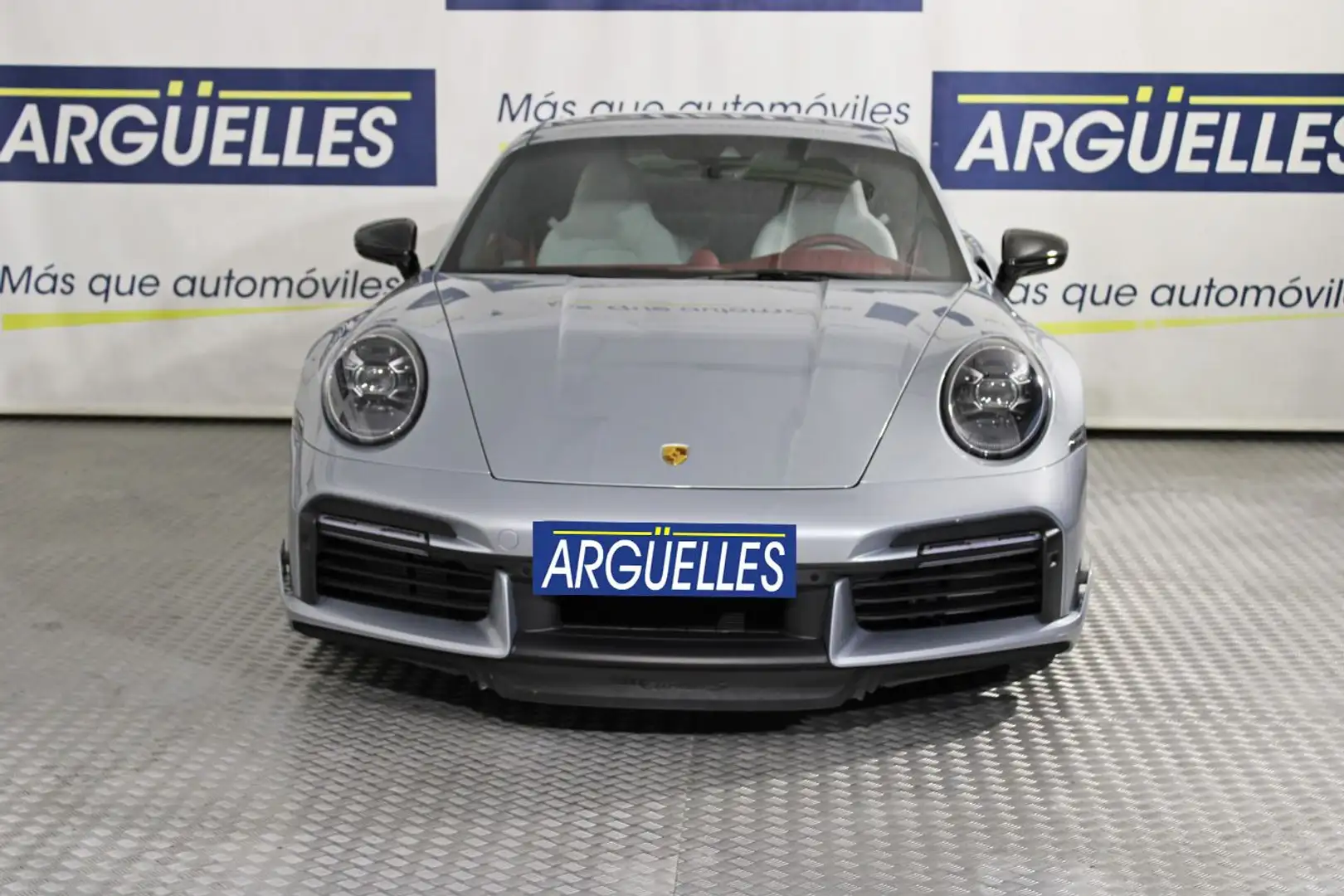 Porsche 911 Turbo S SportDesign 650cv Gris - 2