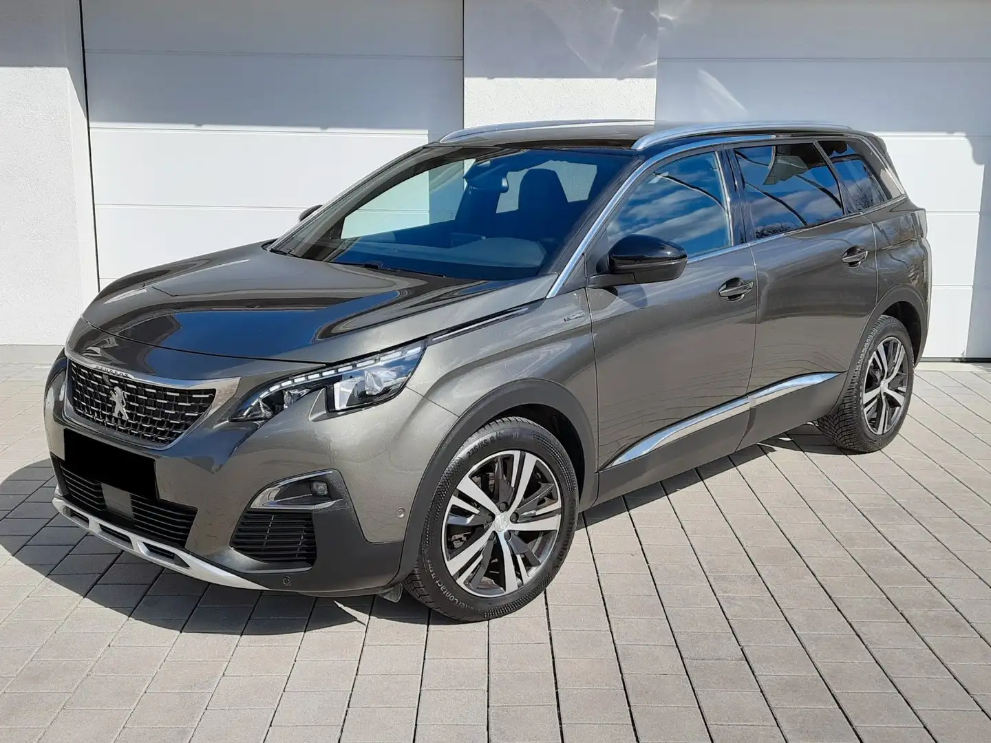 Peugeot 5008 GT Line/Aut./7Sitze/Kam./Allure/ACC/Focal Grau - 2