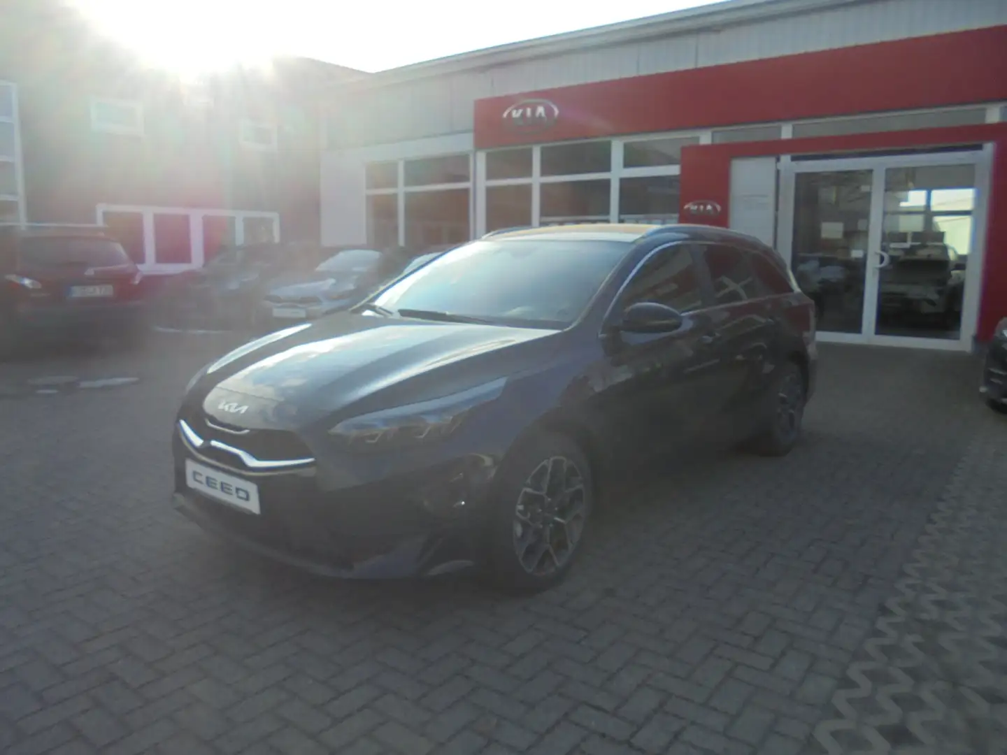 Kia Ceed SW / cee'd SW SW 1.5 T-GDI Nightline Edition 6MT Zwart - 2