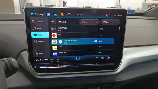 Volkswagen Id.4 view 17