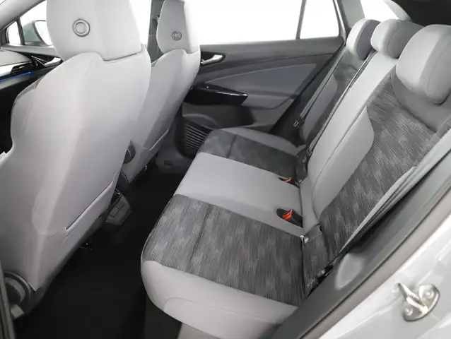 Volkswagen Id.4 view 11