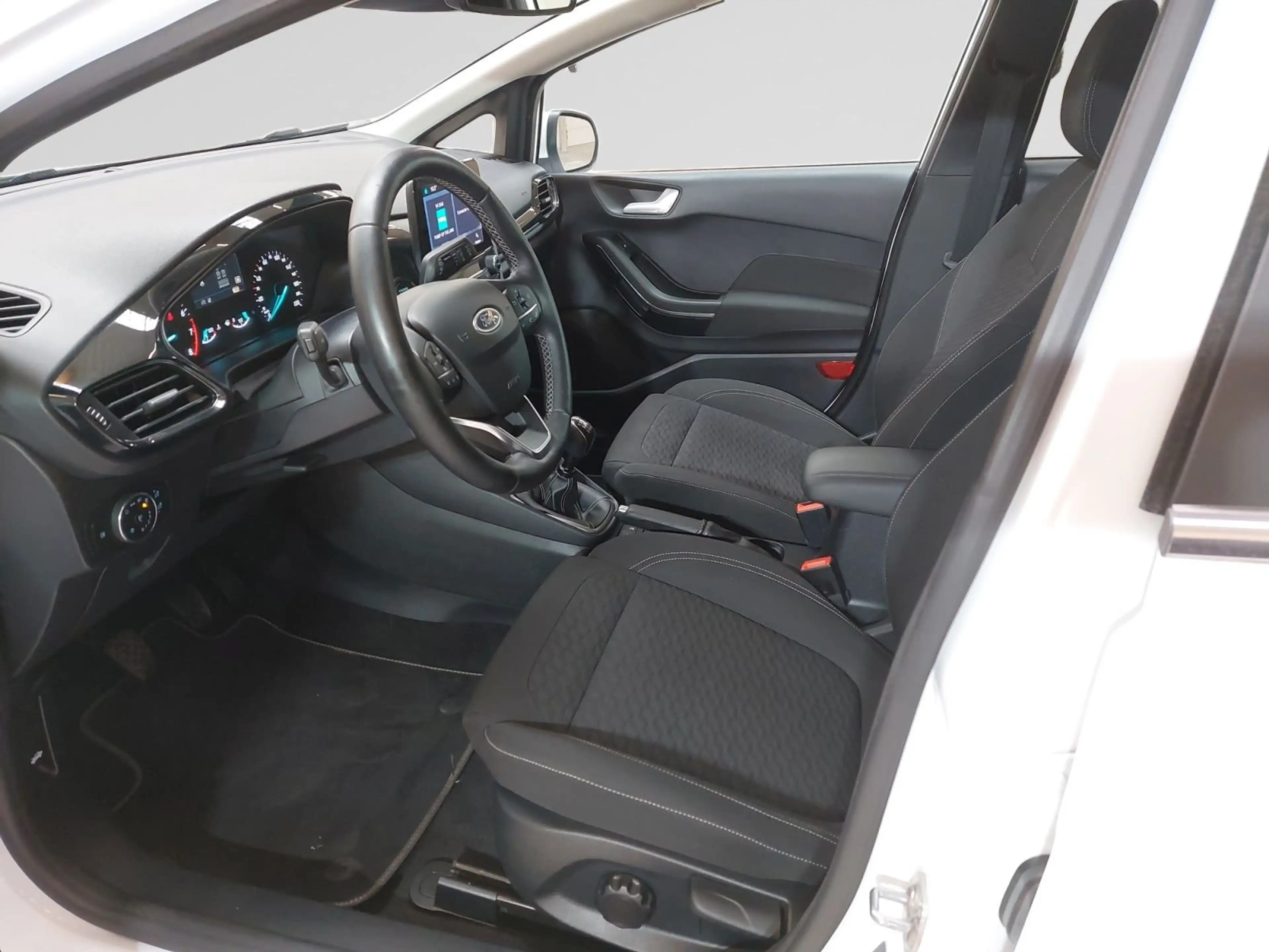 Ford Fiesta TITANIUM 1.0i EcoBoost 100cv  DEMO — photo 5