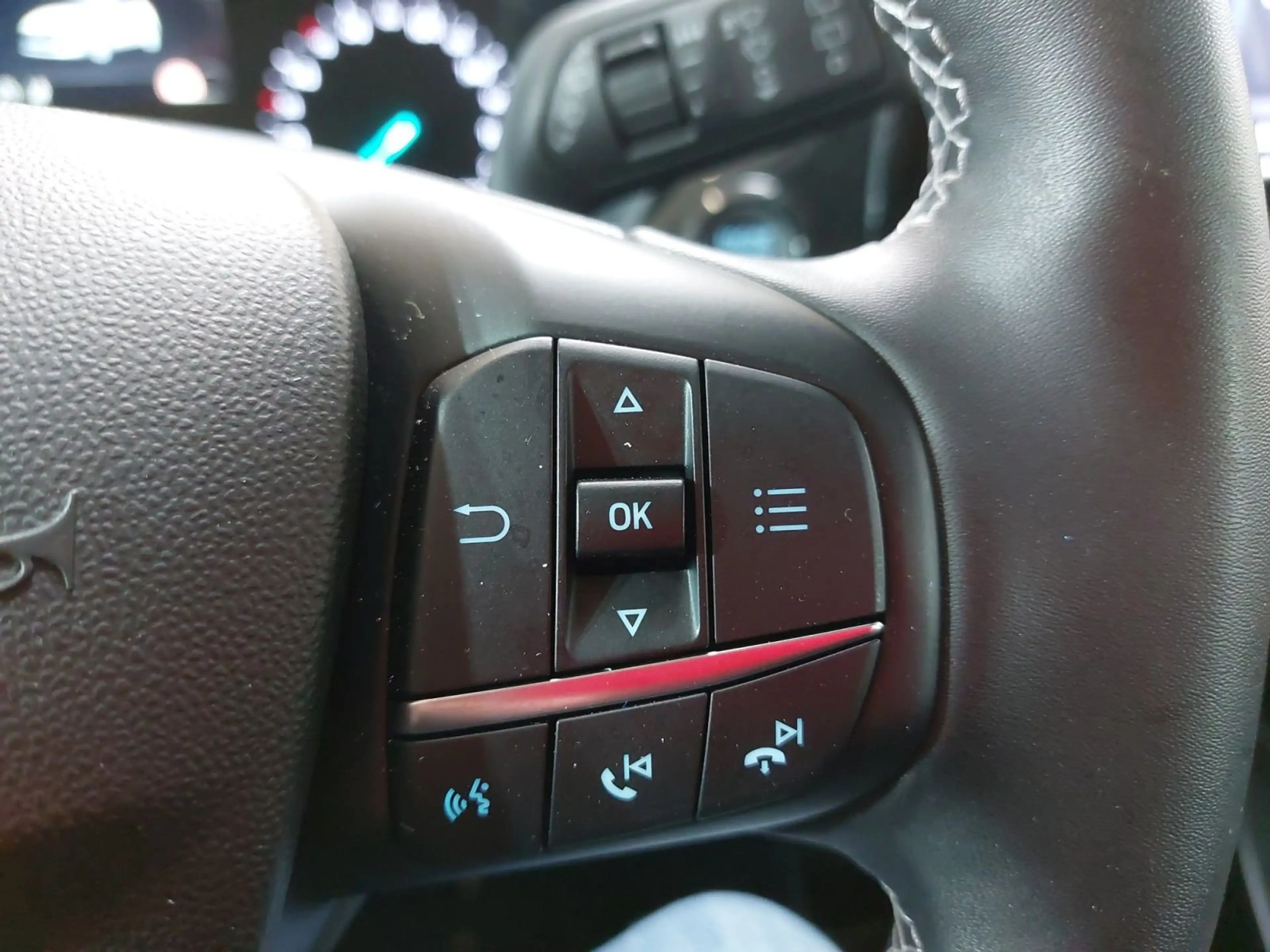Ford Fiesta TITANIUM 1.0i EcoBoost 100cv  DEMO — photo 11