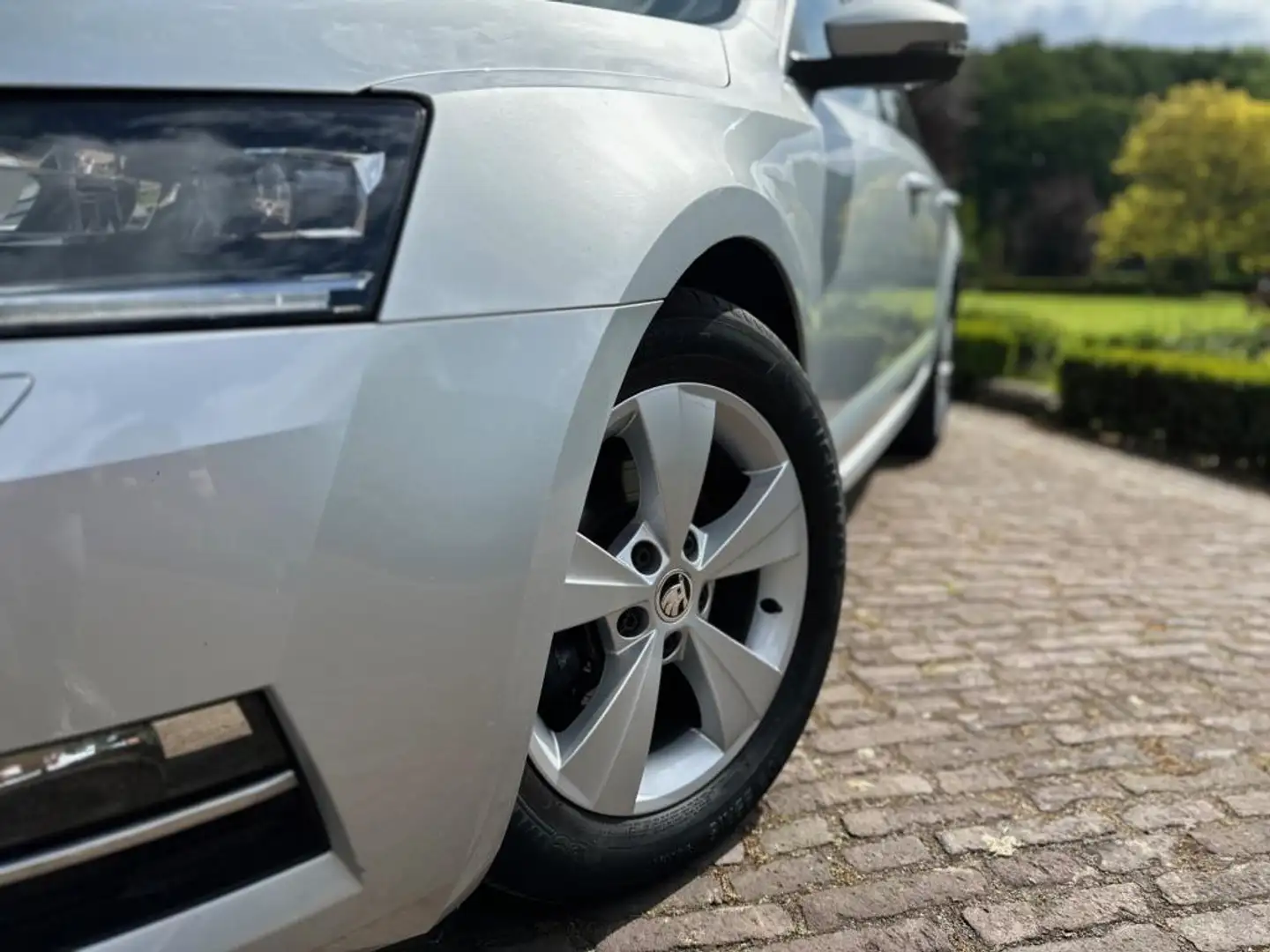 Skoda Octavia Combi 1.0 TSI | Business | DSG | PDC | CarPlay | L Zilver - 2