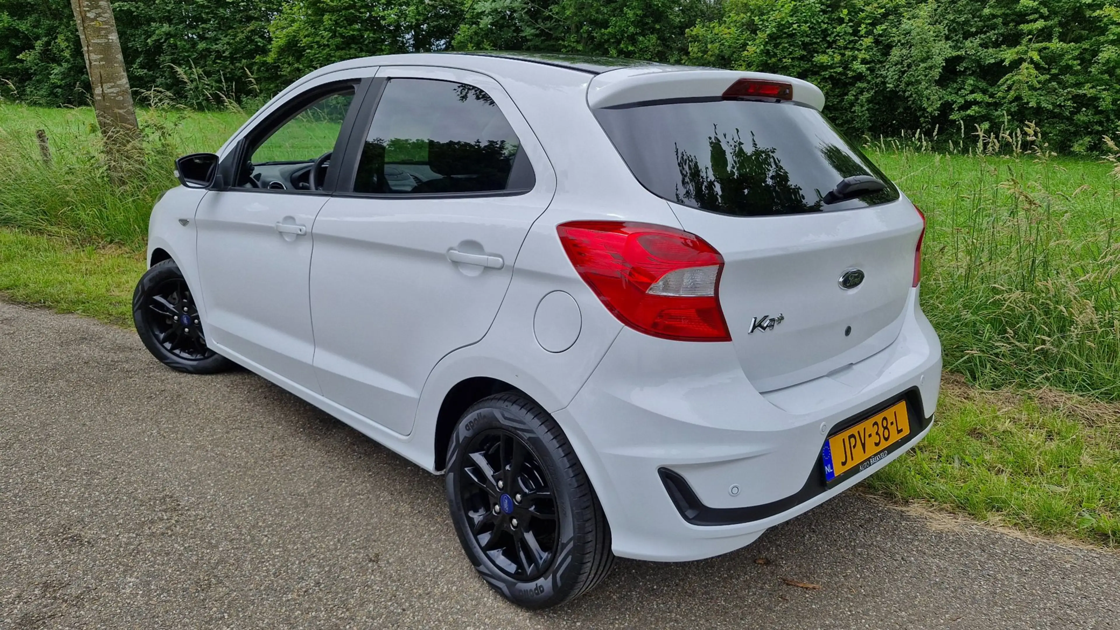 Ford Ka/Ka+ 1.2 Trend Ultimate Black 85PK | Rijklaar | Airco | — photo 3