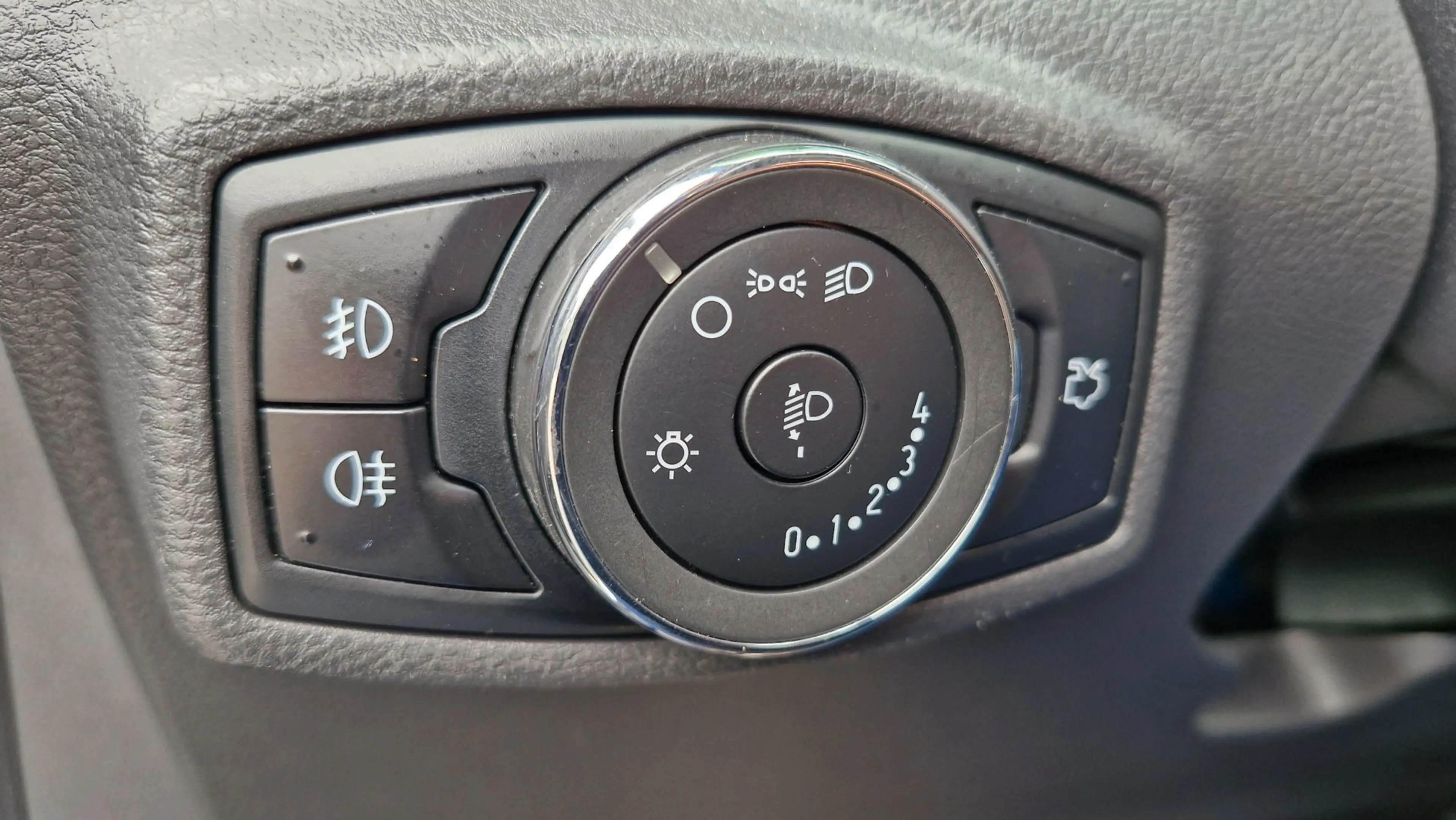 Ford Ka/Ka+ 1.2 Trend Ultimate Black 85PK | Rijklaar | Airco | — photo 25