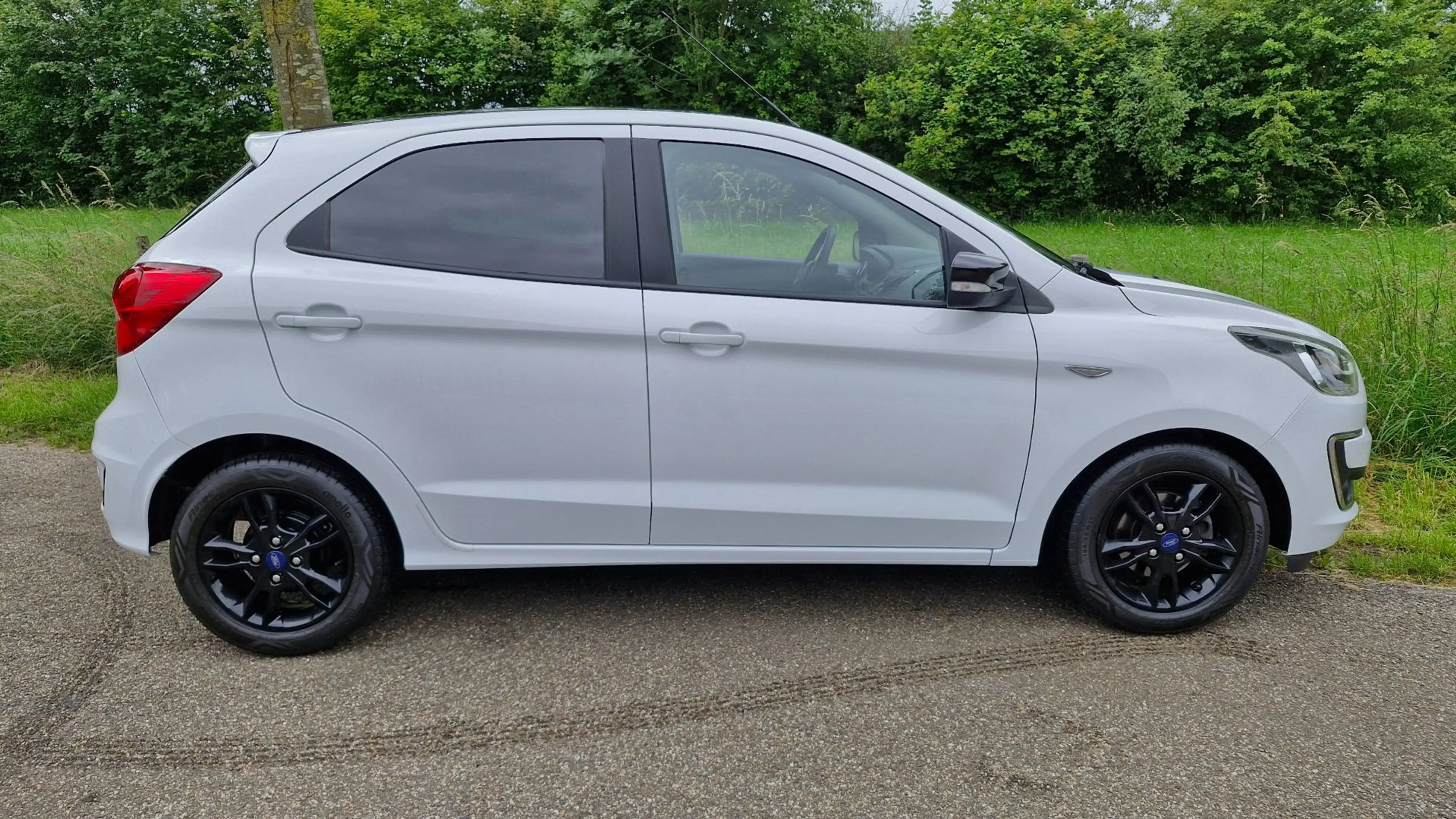 Ford Ka/Ka+ 1.2 Trend Ultimate Black 85PK | Rijklaar | Airco | — photo 6