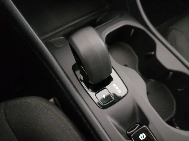 Volvo XC40 view 13