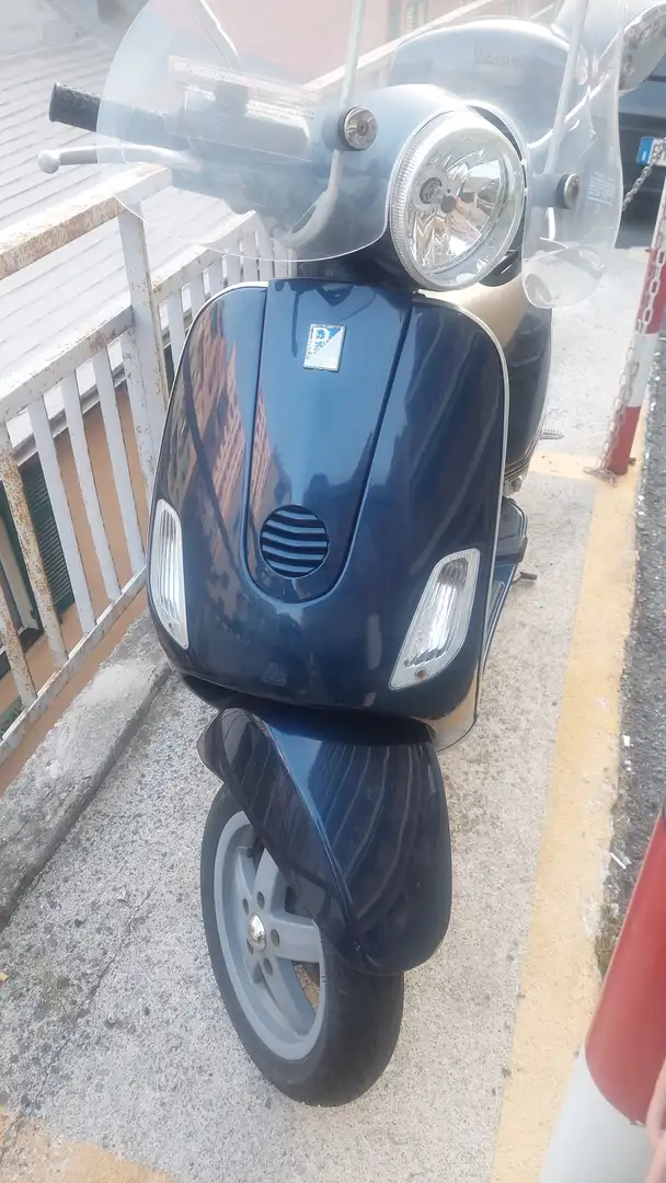 Vespa LX 150 Blu/Azzurro - 1
