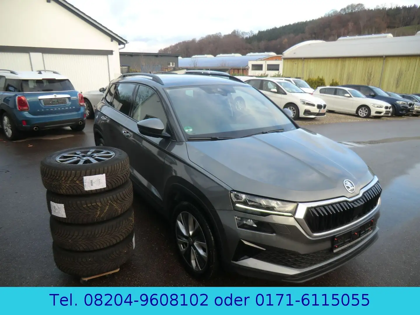 Skoda Karoq Style 4x4   ACC / Sommer- und Winterräder Grau - 1