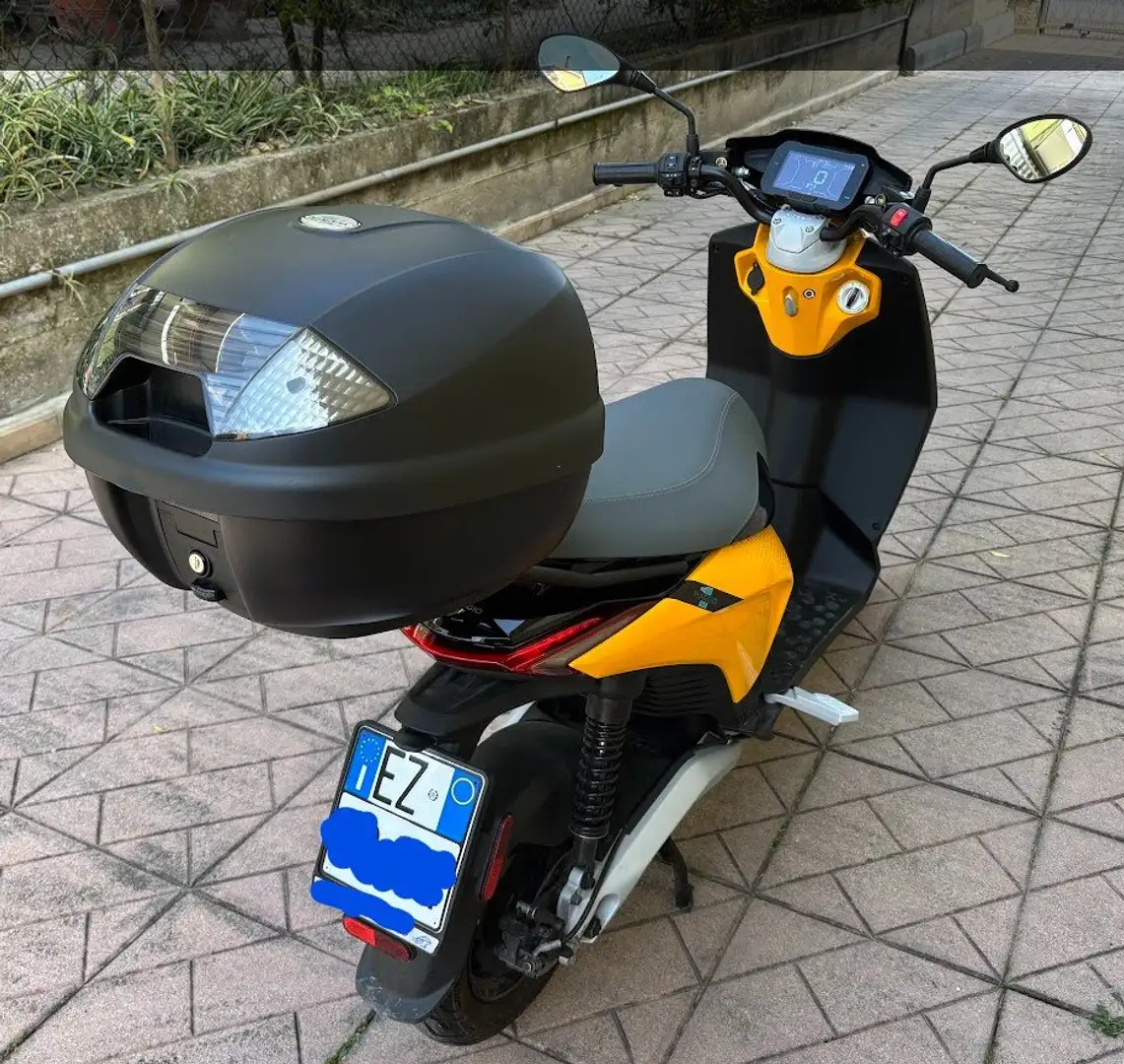 Piaggio Piaggio 1 Active Jaune - 1