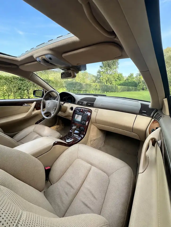 Mercedes-Benz CL Coupe 500 V8, foto 12
